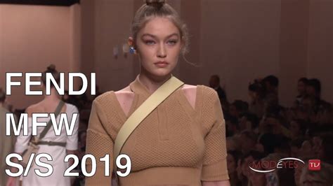 Video: Fendi MFW Spring/Summer 2019 Full Fashion Show